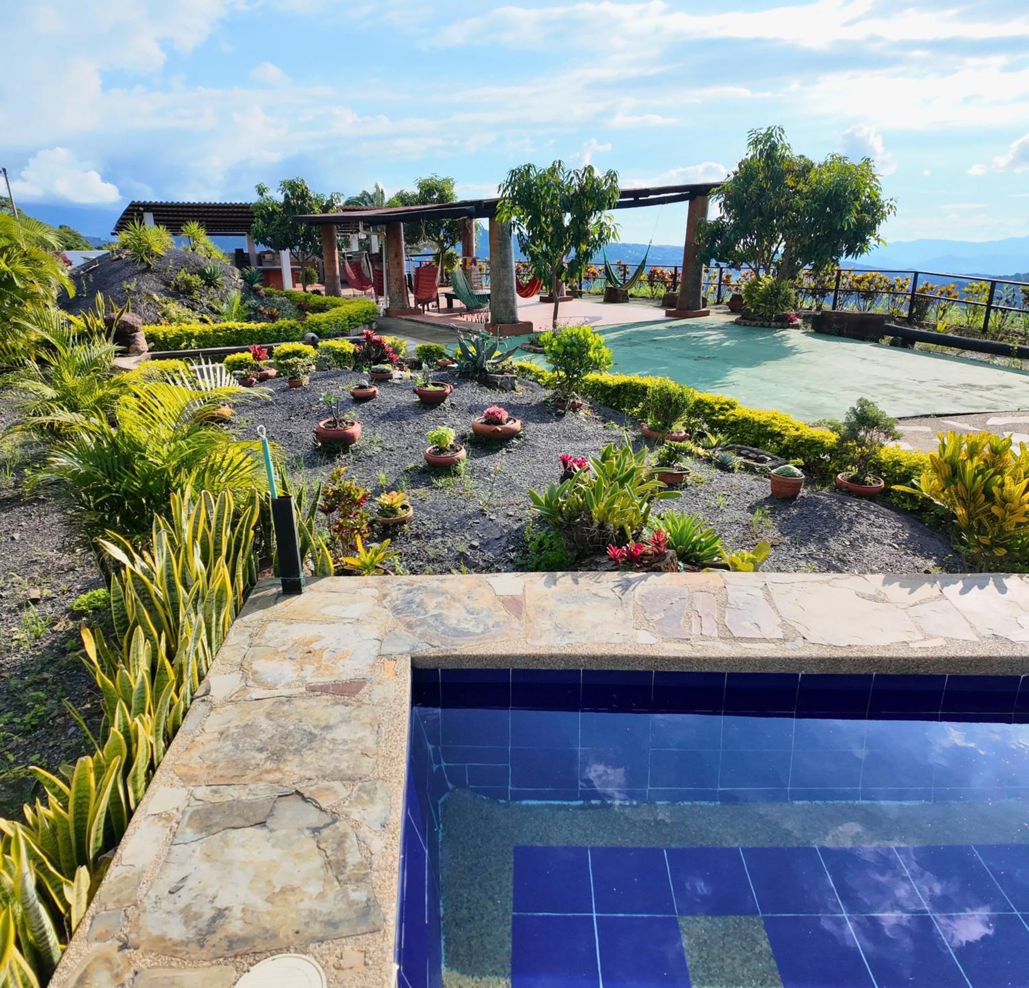 Casa Campestre La Roca *